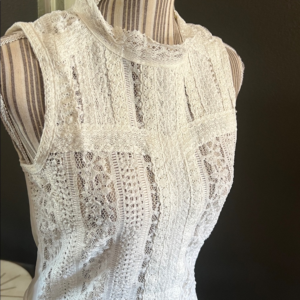 Free People, tea party lace crop top - Picture 6 of 11